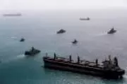Irã afirma ter atingido navio de guerra dos EUA em Ormuz; Centcom nega