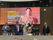 Isabelle Nogueira: Medalha de Ouro na CMM por contribuição à cultura