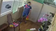 Jovem invade casa de idosa, senta no sofá e a enforca em MG
