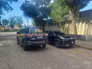 Jovem é preso com carro clonado na Via Dutra em Resende