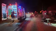 Jovem sem CNH fica gravemente ferido após bater moto em cavalo na BR-482