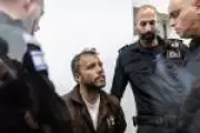 Justiça de Israel estende prisão de ativista brasileiro e palestino