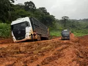 Justiça obriga Dnit a fazer obras urgentes na BR-230 após lamaçal