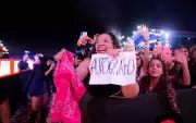 Léo Foguete estreia no Ribeirão Rodeo Music 2026 com show lotado e participação de Ana Castela
