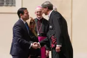 Marco Rubio se reúne com papa Leão XIV no Vaticano em meio a tensões