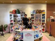 Mães empreendedoras enfrentam desafios de autoridade e afeto com filhos no trabalho