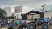Monster truck atropela multidão na Colômbia: 2 mortos e 37 feridos