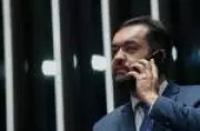 Moraes autoriza buscas contra Cláudio Castro por suspeita de favorecer grupo Refit