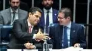 Motta busca Alcolumbre para alinhar PEC que acaba com escala 6x1