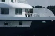 Navio com surto de hantavírus atraca em Roterdã para desinfecção
