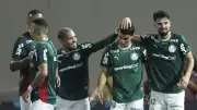 Palmeiras volta de Belém com empate, reclamação e desfalque