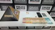 Passageiro esconde rosto em táxi e é detido com crack em Manhumirim
