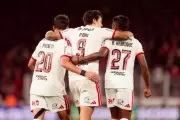 Pedro marca no fim, e Flamengo busca empate com Athletico-PR na Arena da Baixada