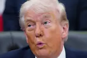 Pesquisa aponta desaprovação de 58% a Trump sobre inflação e custo de vida