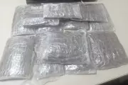 PF prende mulher com 2,66 kg de maconha skunk no Aeroporto de Manaus