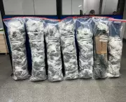 PM apreende 75 kg de drogas e prende três em Rio das Ostras