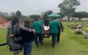 Policial sergipano morto por colega em Alagoas é sepultado em Aracaju