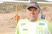 Prefeitura de Montes Claros inaugura campo de futebol em Lavaginha