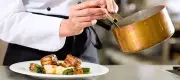 Projeto Cozinha Itinerante oferece 200 vagas gratuitas para mulheres em Salvador