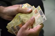 Renda média no Amapá atinge R$ 2.857 em 2025, maior valor já registrado