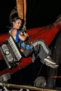 Sanfona intacta é resgatada de incêndio no Circo do Tirullipa em Natal