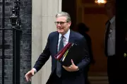 Seis ministros pedem renúncia de Keir Starmer em crise no Reino Unido