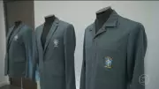 Seleção Brasileira ganha novo uniforme de viagem para a Copa do Mundo de 2026