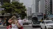 Semana seca e quente em SP termina com frente fria no domingo