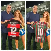 Shakira chega ao Rio, visita Maracanã e encanta fãs no Copacabana Palace