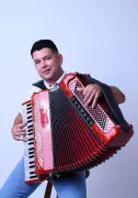 Thaison do Acordeon é finalista da Batalha dos Sanfoneiros no RN