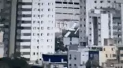 Vídeo mostra trajeto do avião que caiu em prédio após decolar em BH