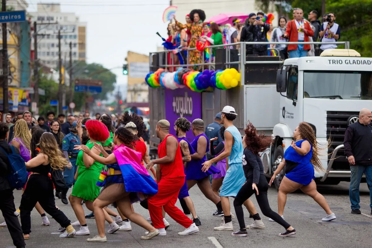 8ª Parada LGBT+ de Santos terá shows, cortejo e feira da diversidade neste fim de semana