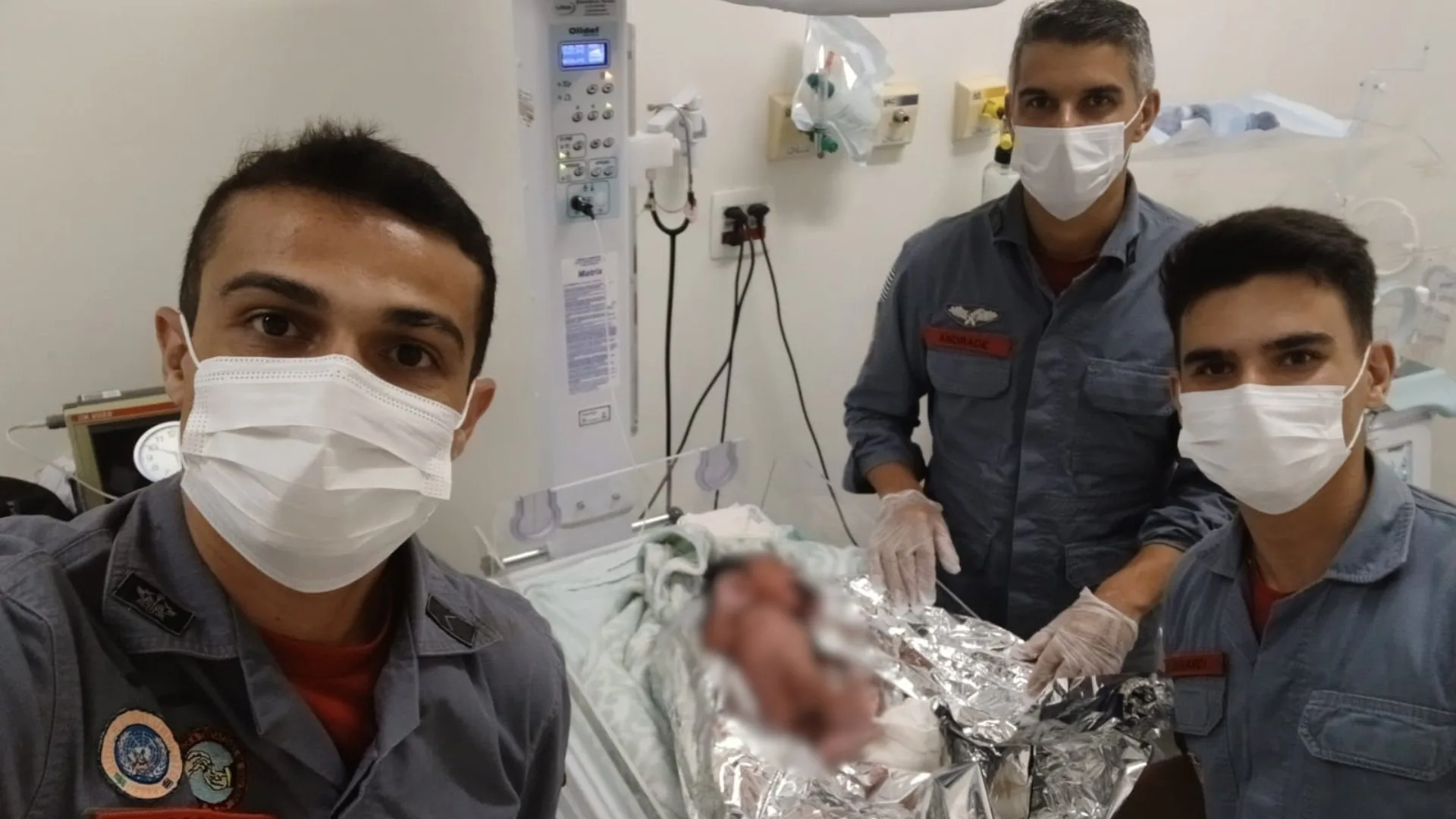 Bombeiros de Jundiaí realizam parto emergencial e doam itens para jovem