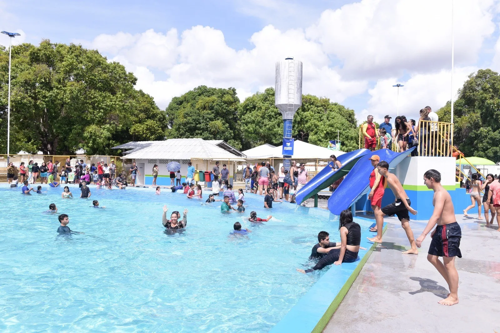 Parque Aquático do Bairro Caranã Reabre Após 23 Anos em Boa Vista