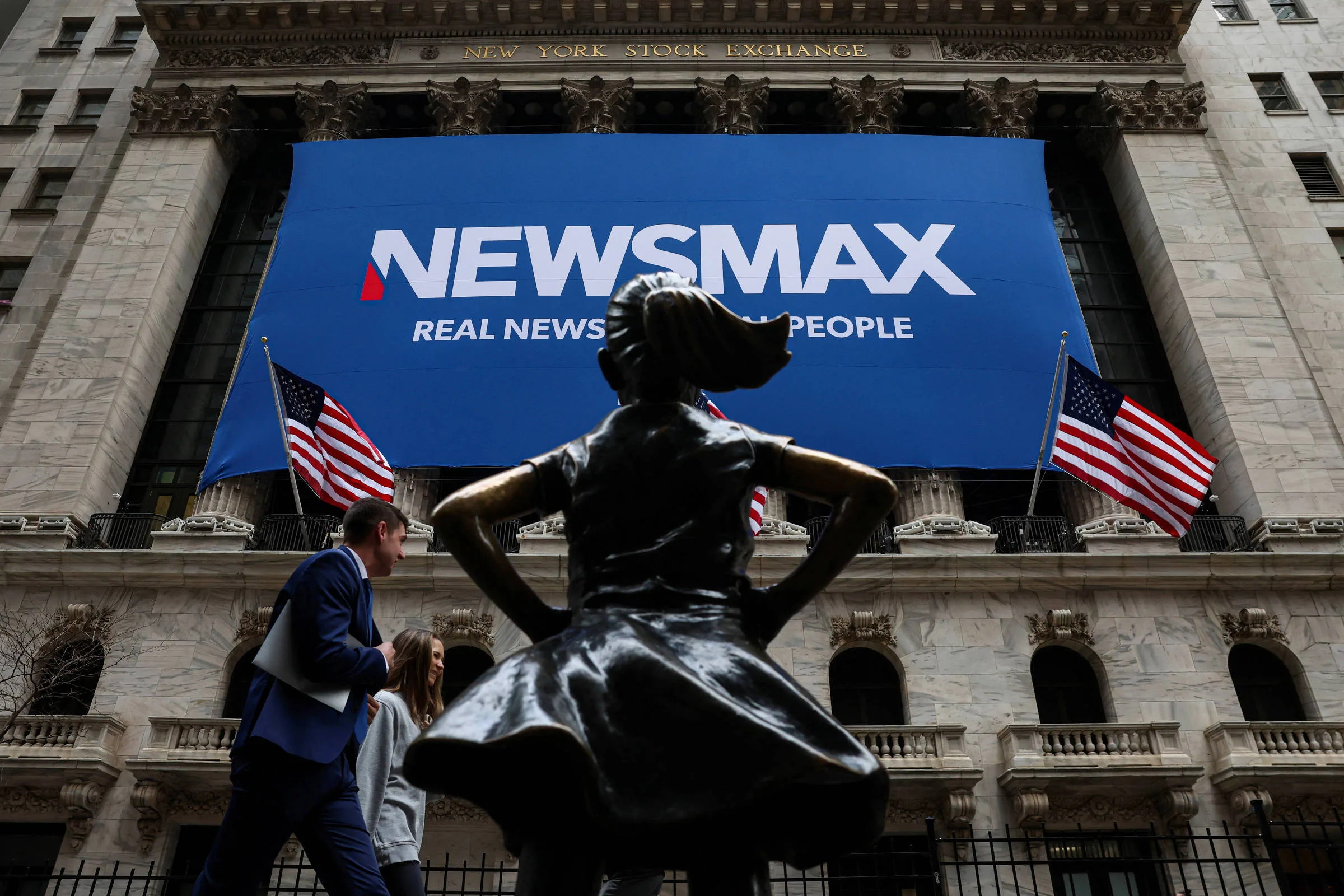 Trump Media Lança Truth+ Globalmente com Canal Newsmax