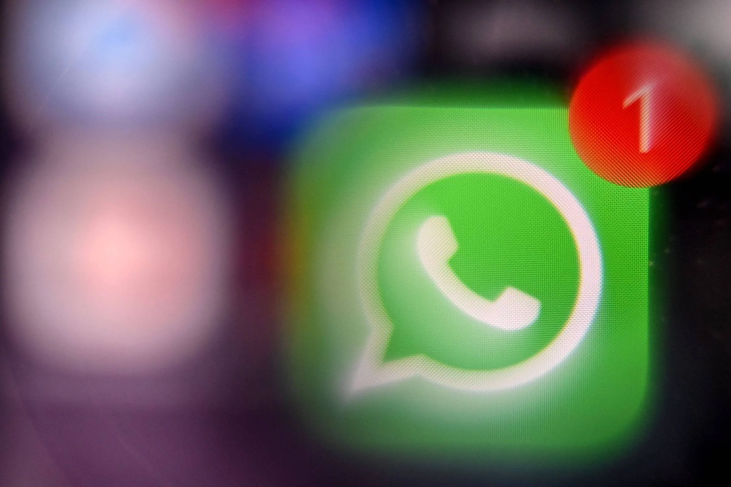 WhatsApp apresenta instabilidade e afeta usuários nesta sexta-feira (28)