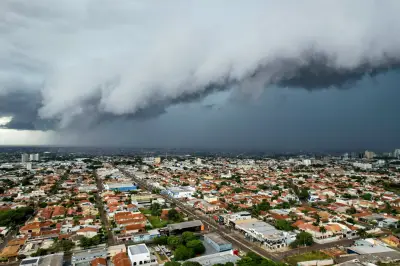 Alerta de chuvas fortes e ventos intensos em Campo Grande até 22h59