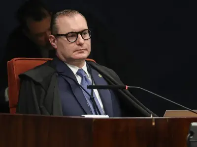 Autoridades convenceram Zanin a manter investigação de venda de sentenças no STJ