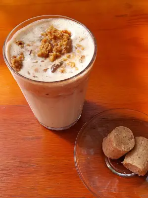 Batida de paçoca com leite condensado: a bebida queridinha da festa junina