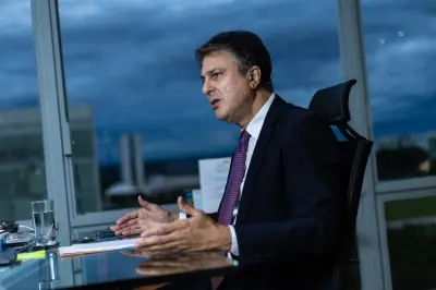 Camilo Santana defende classificar facções como terrorismo e contraria Lula