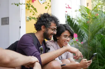 Celular pode ser culpado pela queda na taxa de natalidade, sugere estudo