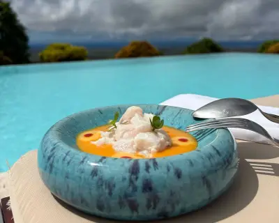 Ceviche de Tamarilho: Receita com Emulsão e Base de Tomate-de-árvore
