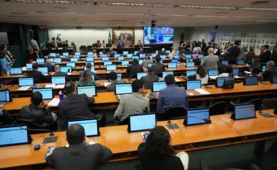 Comissão da Câmara aprova redução da maioridade penal para 16 anos