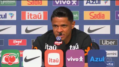 Douglas Santos ganha espaço na Seleção e vira titular na Copa