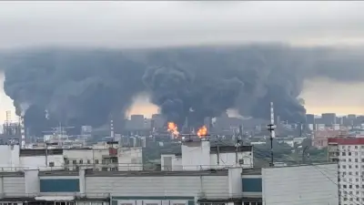 Drones ucranianos atingem refinaria de Moscou; Kiev sofre ataques
