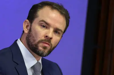 Durigan critica fala de Trump sobre situação política do Brasil