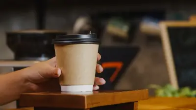 Executivo da Starbucks na Coreia do Sul interrogado por campanha polêmica