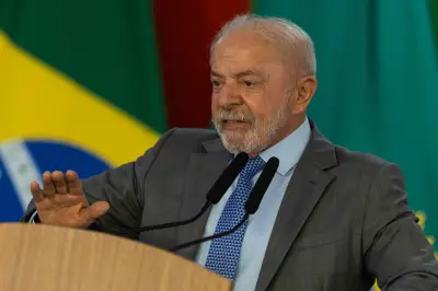 Genial/Quaest: Lula lidera segundo turno contra Flávio Bolsonaro e outros