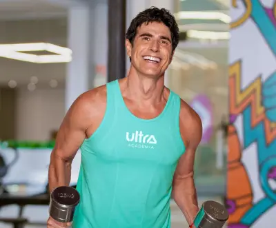 Gianecchini e Fernanda Souza estrelam campanha da Ultra Academia