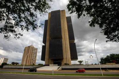 Gravar no texto constitucional que BC deve operar Pix não faz sentido